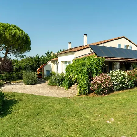 Holiday home Le Petit Paradis *