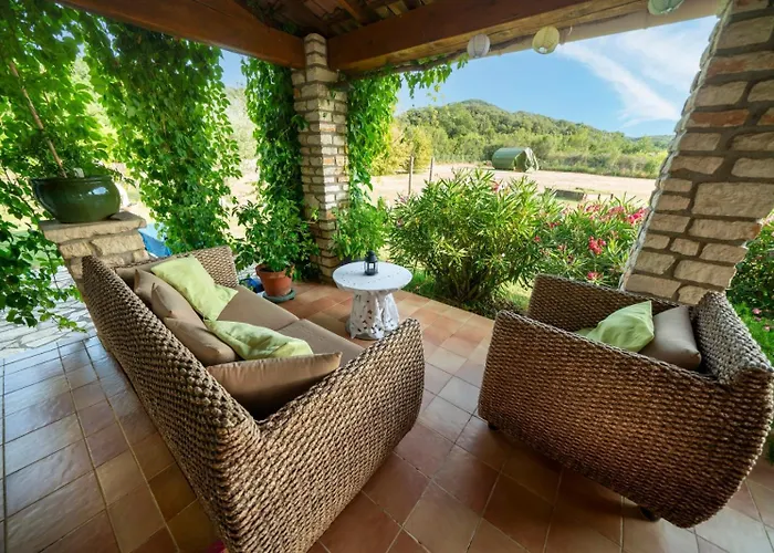 Le Petit Paradis * Labastide-de-Virac